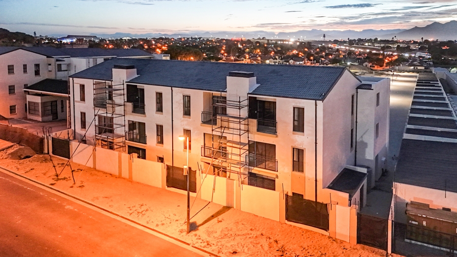 2 Bedroom Property for Sale in Vredekloof Western Cape